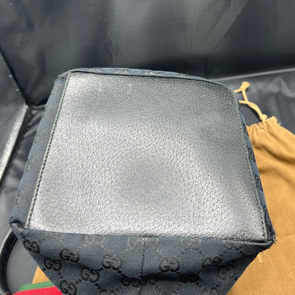 GUCCI Sherry Line GG Pattern Handbag Purse Black Green Red - Picture 4 of 10